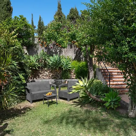 Piscina & Jacuzzi Privado Nerja