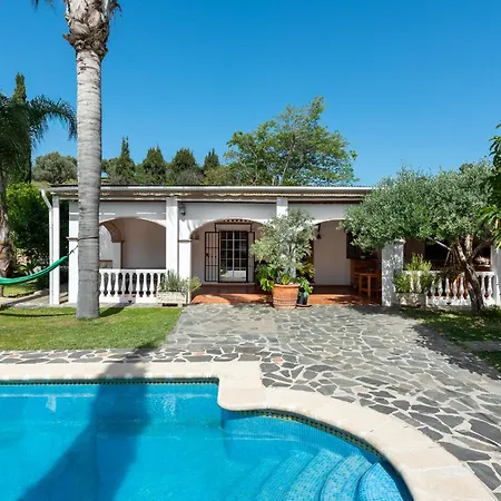 Piscina & Jacuzzi Privado